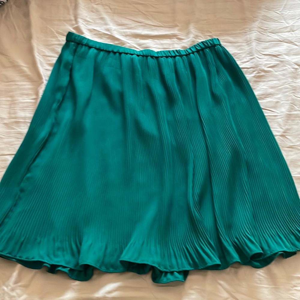 Banana Republic green flair skirt